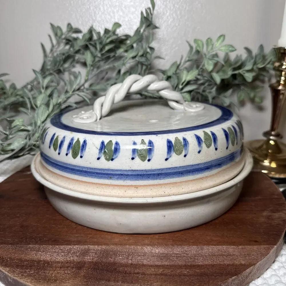 VTG Signed Studio Pottery Stoneware Covered Casserole Dish 9” Handmade Lidded